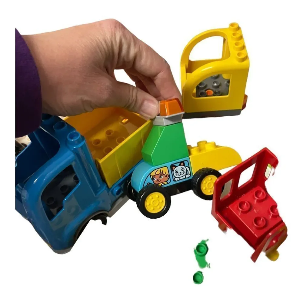 Mixed lot of Duplo Legos vehicles figures building blocks